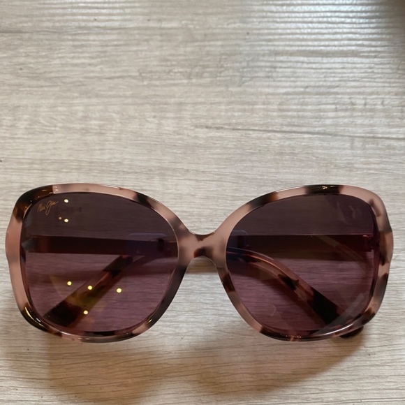Maui Jim Accessories - NWOT Maui Jim’s